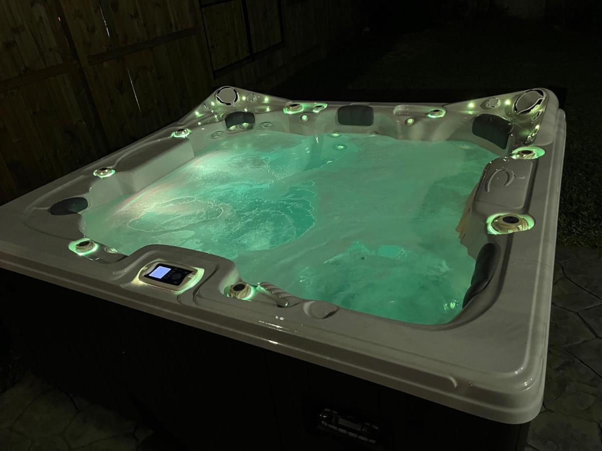 1976Houstongem Luminous Pvtpool & Hottub Dt20Mins For Lrg Families 6Beds 2Bath Villa Exteriör bild