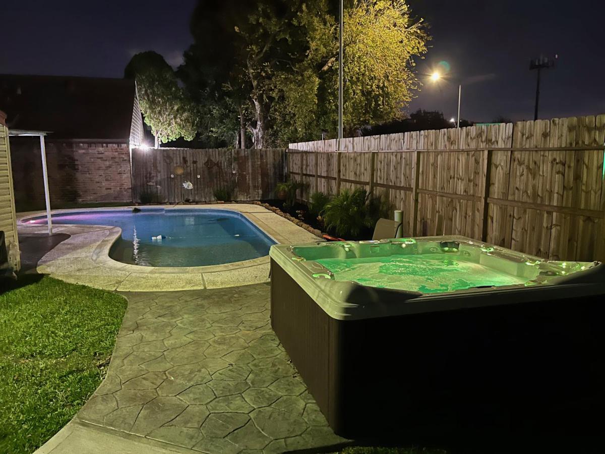 1976Houstongem Luminous Pvtpool & Hottub Dt20Mins For Lrg Families 6Beds 2Bath Villa Exteriör bild